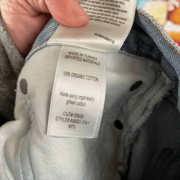 Agolde 90's Mid Rise Loose Fit Jeans Button Fly Distressed Size 30 - Picture 6 of 16